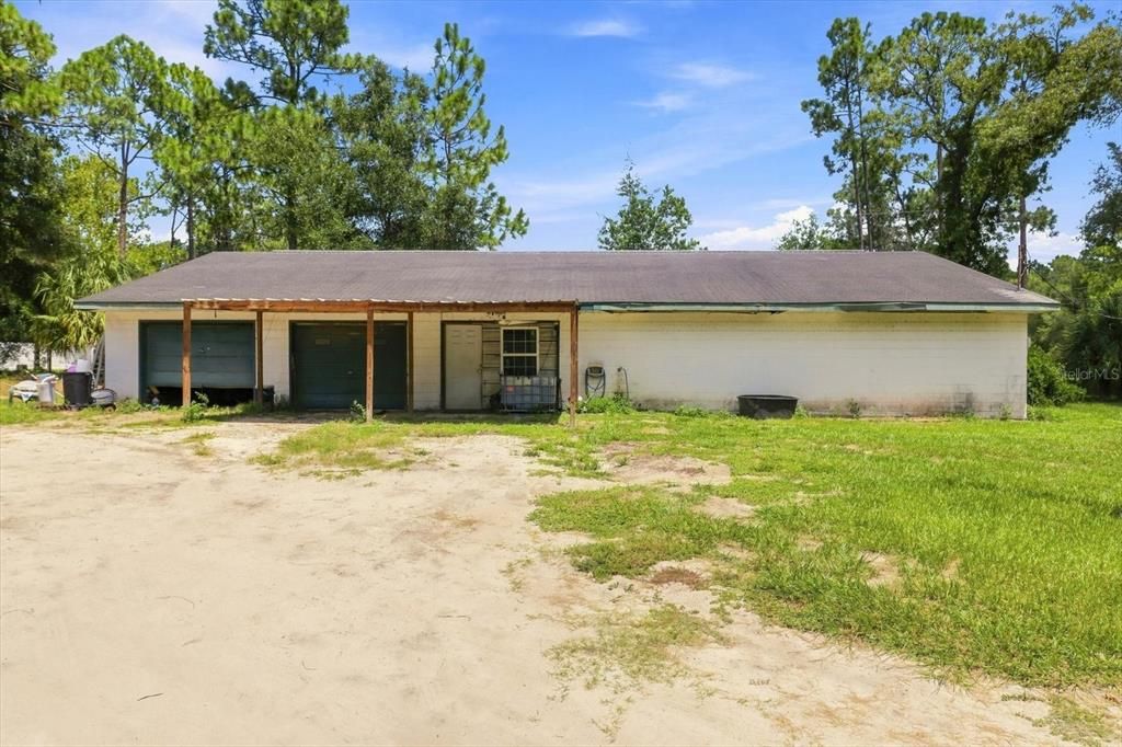 For Sale: $300,000 (3 beds, 1 baths, 1553 Square Feet)