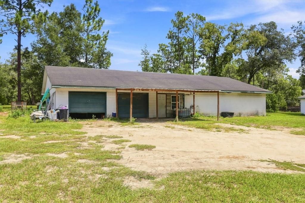 For Sale: $300,000 (3 beds, 1 baths, 1553 Square Feet)