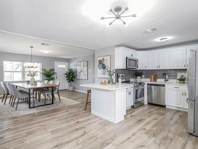 На продажу: $289,990 (3 спален, 1 ванн, 1684 Квадратных фут)