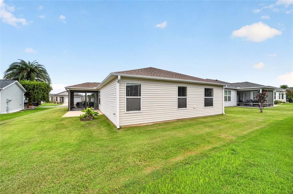 En Venta: $299,000 (2 camas, 2 baños, 1130 Pies cuadrados)