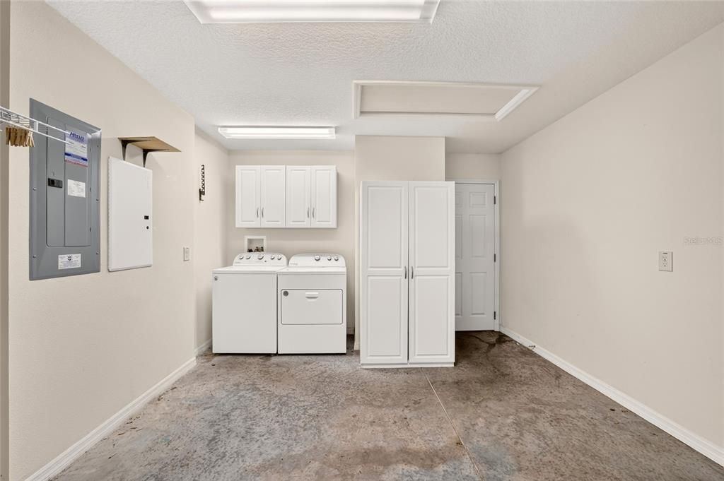 En Venta: $299,000 (2 camas, 2 baños, 1130 Pies cuadrados)