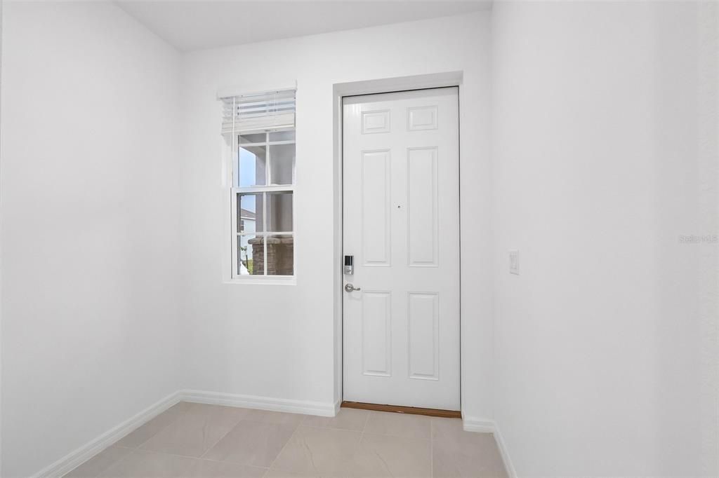 For Sale: $359,990 (5 beds, 2 baths, 2182 Square Feet)
