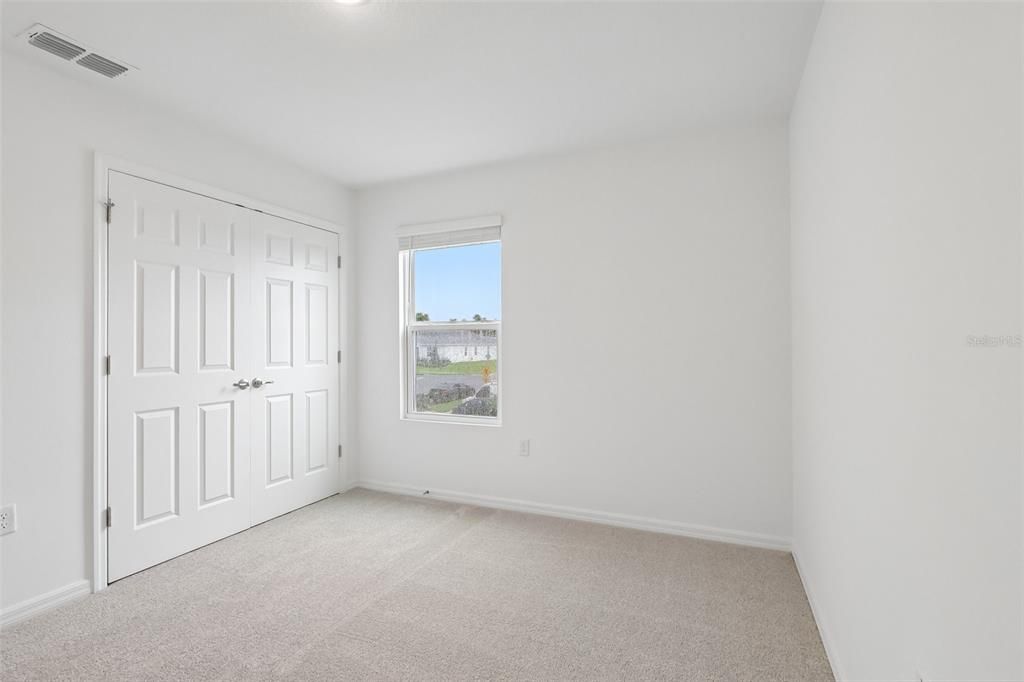 For Sale: $359,990 (5 beds, 2 baths, 2182 Square Feet)