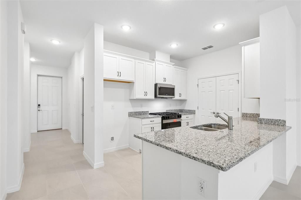 For Sale: $359,990 (5 beds, 2 baths, 2182 Square Feet)