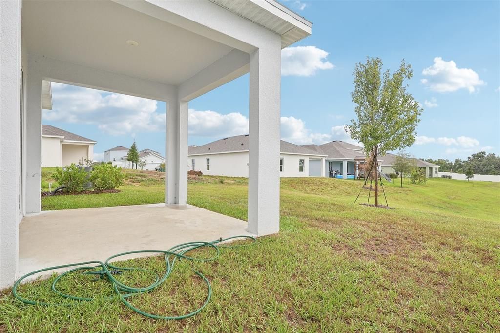 For Sale: $359,990 (5 beds, 2 baths, 2182 Square Feet)