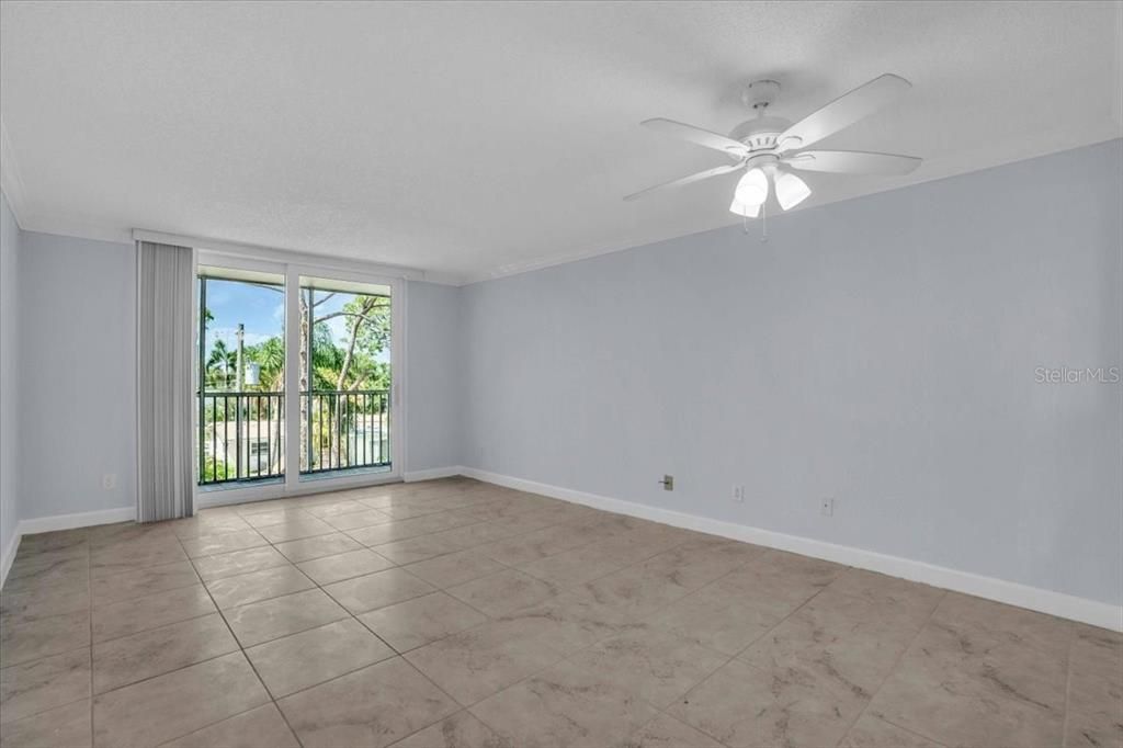 For Rent: $1,495 (2 beds, 2 baths, 866 Square Feet)