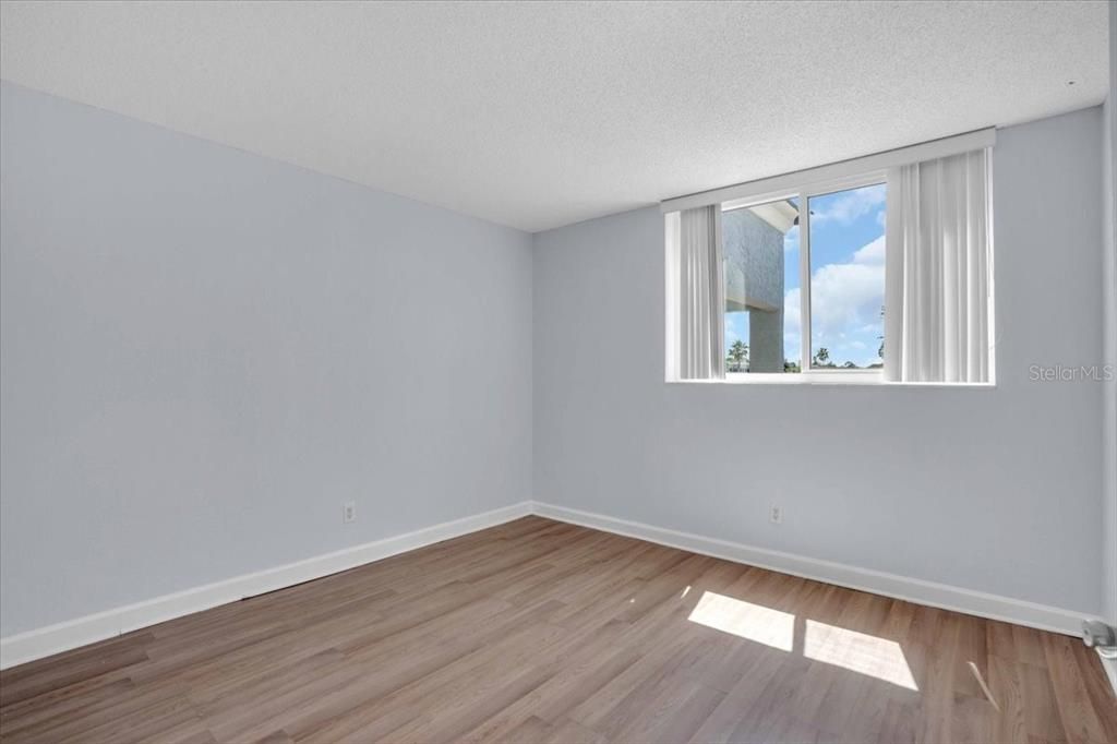 For Rent: $1,495 (2 beds, 2 baths, 866 Square Feet)