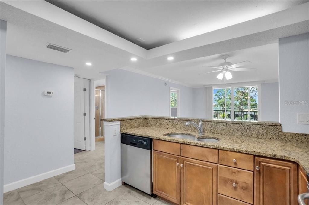 For Rent: $1,495 (2 beds, 2 baths, 866 Square Feet)