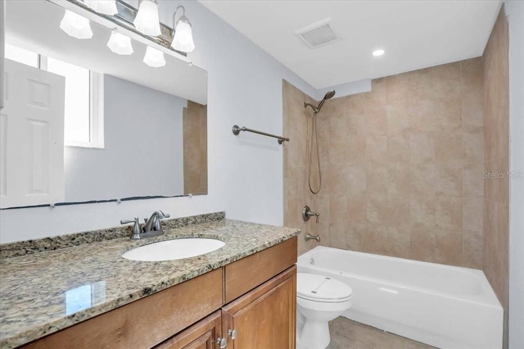 For Rent: $1,495 (2 beds, 2 baths, 866 Square Feet)