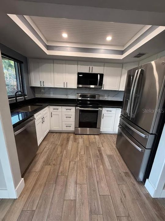 En Venta: $479,000 (3 camas, 2 baños, 1355 Pies cuadrados)