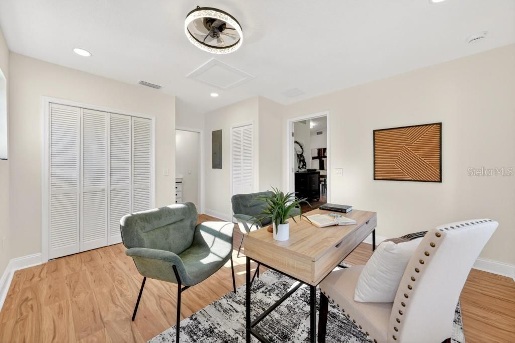 For Rent: $2,650 (3 beds, 3 baths, 1600 Square Feet)