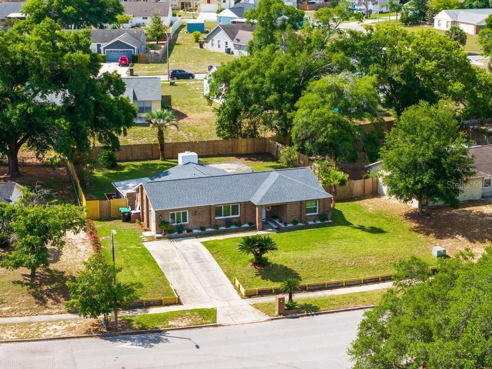 For Rent: $2,650 (3 beds, 3 baths, 1600 Square Feet)