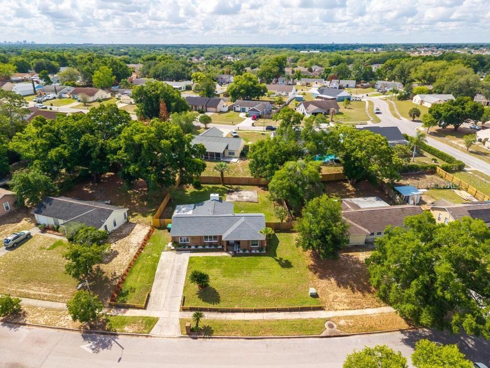 For Rent: $2,650 (3 beds, 3 baths, 1600 Square Feet)