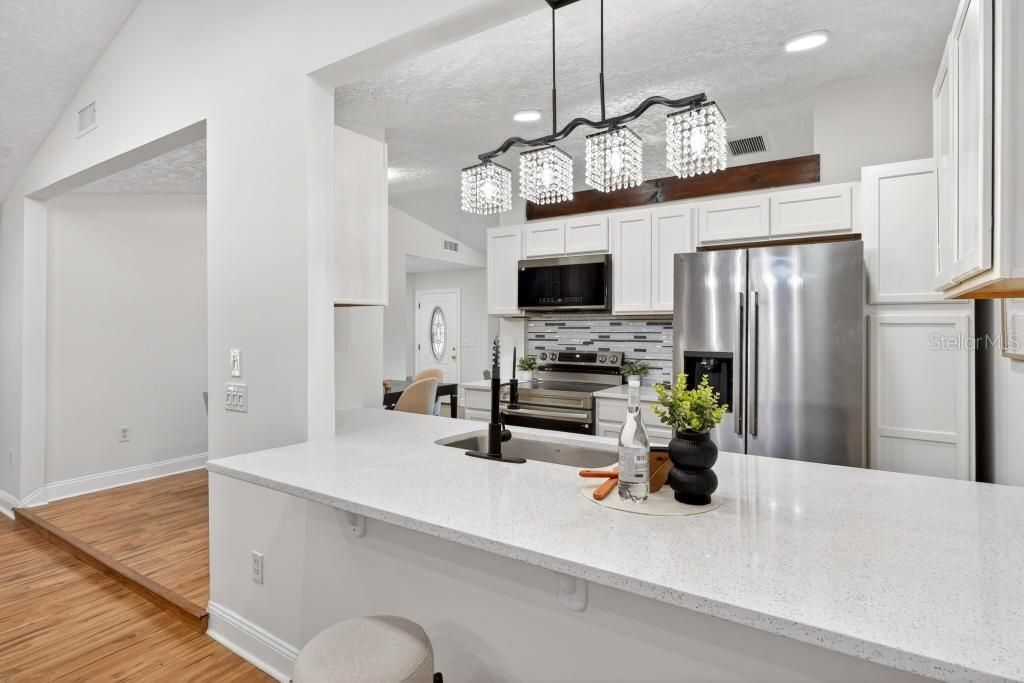 For Rent: $2,650 (3 beds, 3 baths, 1600 Square Feet)