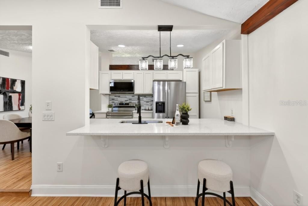 For Rent: $2,650 (3 beds, 3 baths, 1600 Square Feet)