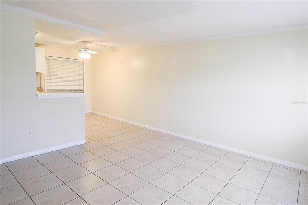 For Rent: $1,495 (1 beds, 1 baths, 633 Square Feet)