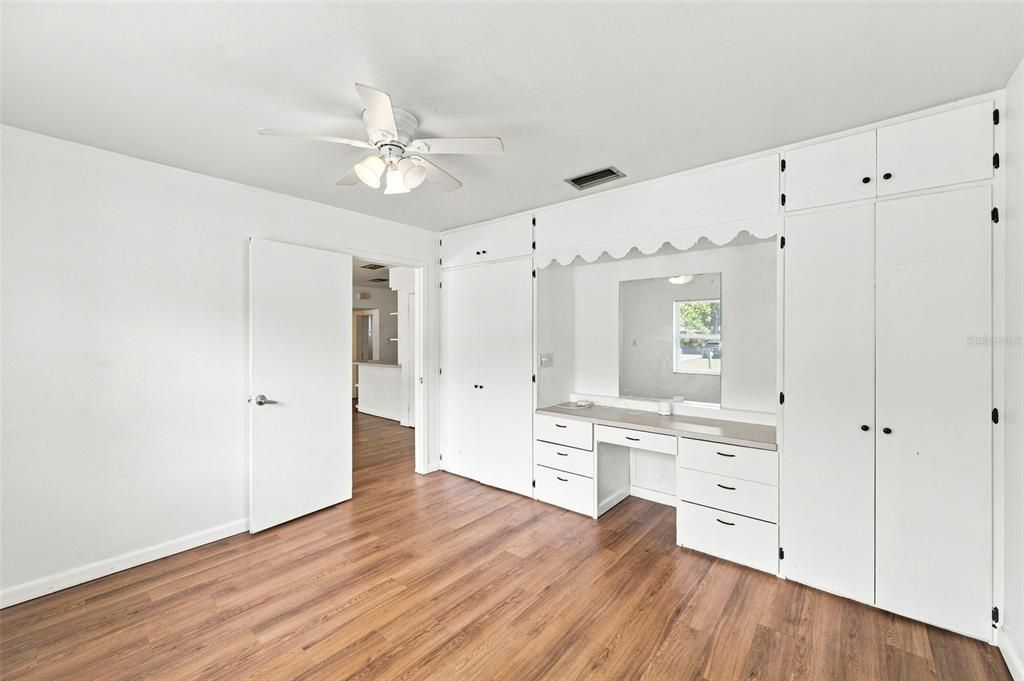 En Venta: $294,990 (2 camas, 1 baños, 887 Pies cuadrados)