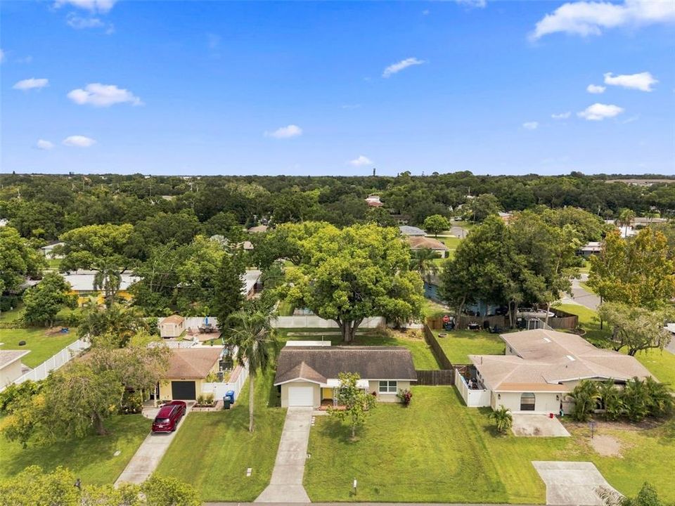 En Venta: $294,990 (2 camas, 1 baños, 887 Pies cuadrados)