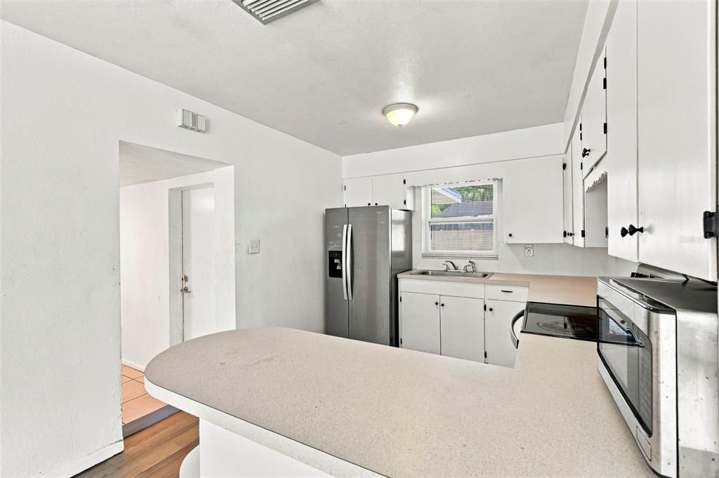 En Venta: $294,990 (2 camas, 1 baños, 887 Pies cuadrados)