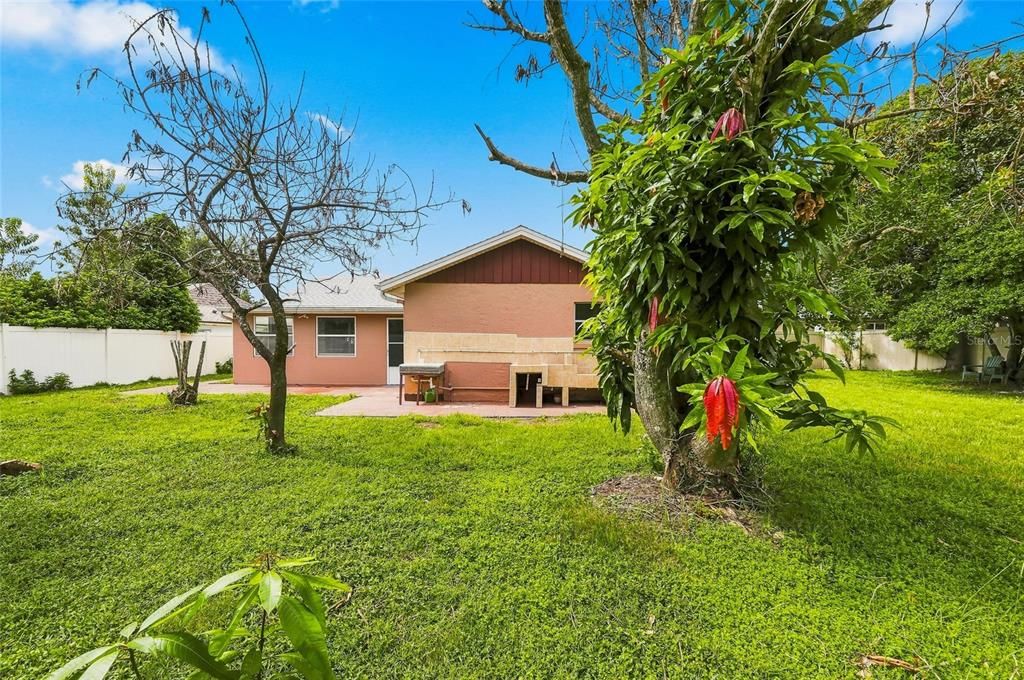 На продажу: $367,000 (2 спален, 2 ванн, 1527 Квадратных фут)