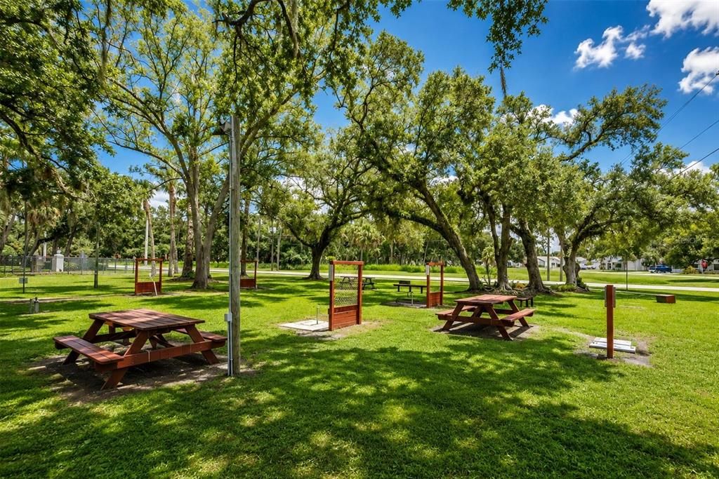 На продажу: $29,999 (0.11 acres)