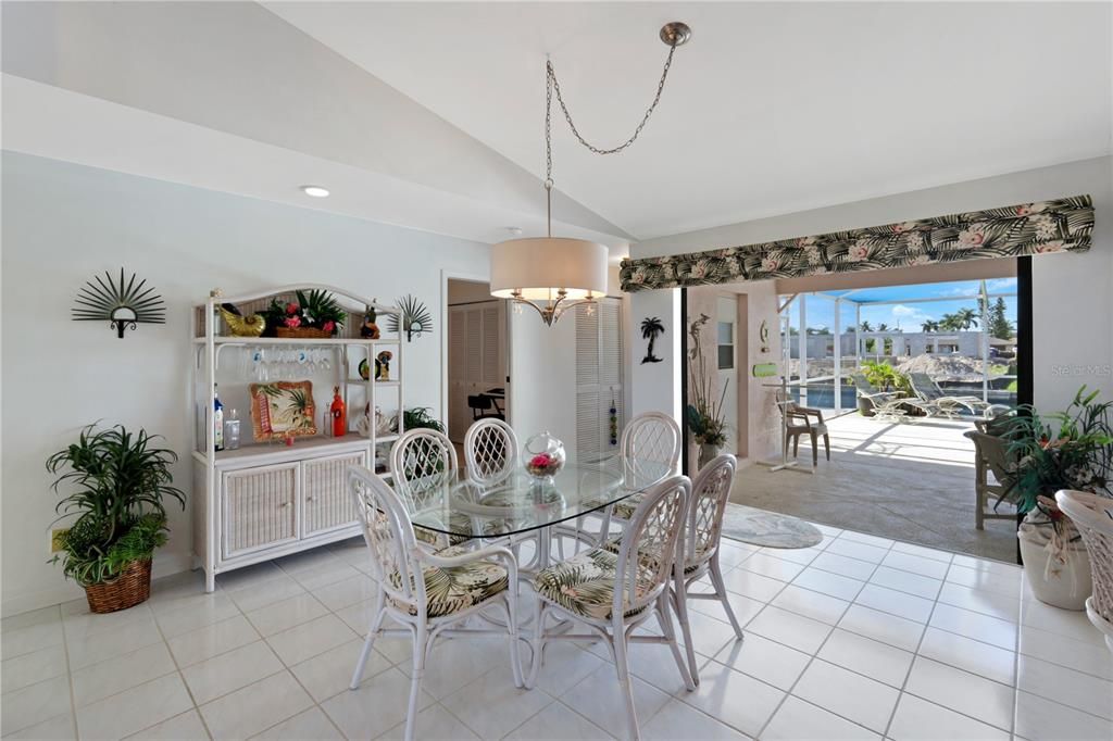 For Sale: $524,900 (3 beds, 2 baths, 1760 Square Feet)