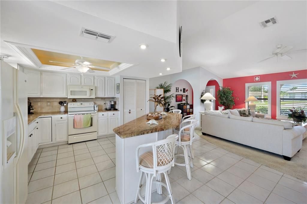 For Sale: $524,900 (3 beds, 2 baths, 1760 Square Feet)