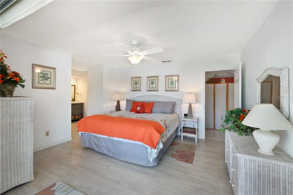 For Sale: $524,900 (3 beds, 2 baths, 1760 Square Feet)