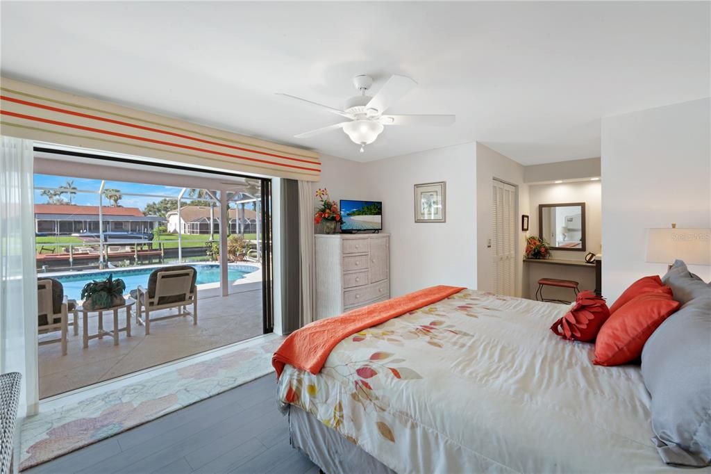 For Sale: $524,900 (3 beds, 2 baths, 1760 Square Feet)