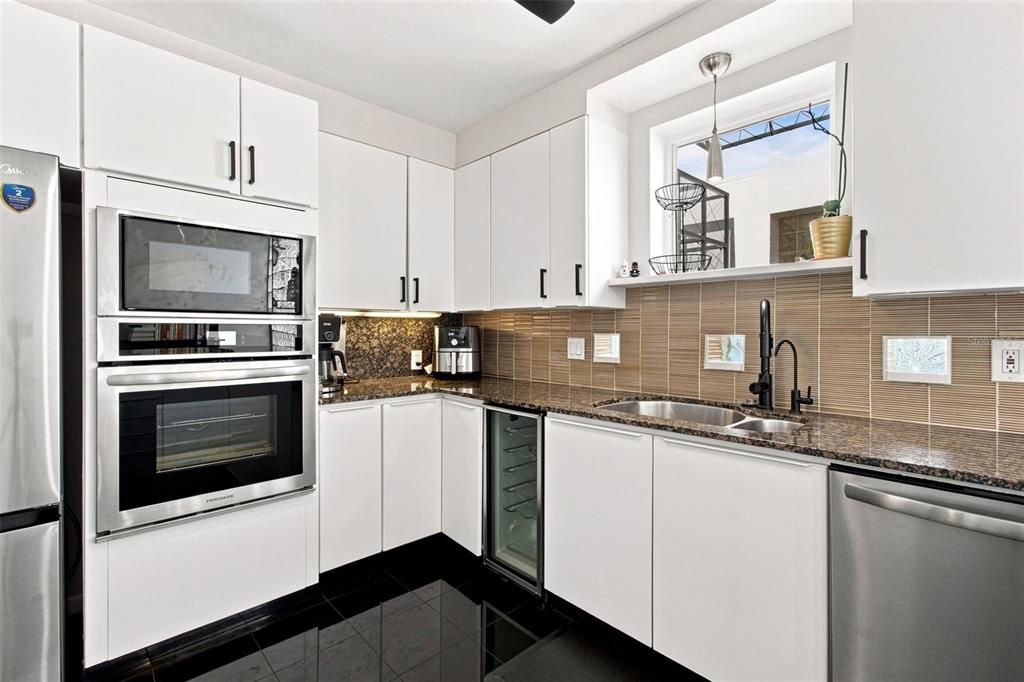 На продажу: $495,000 (3 спален, 2 ванн, 1728 Квадратных фут)