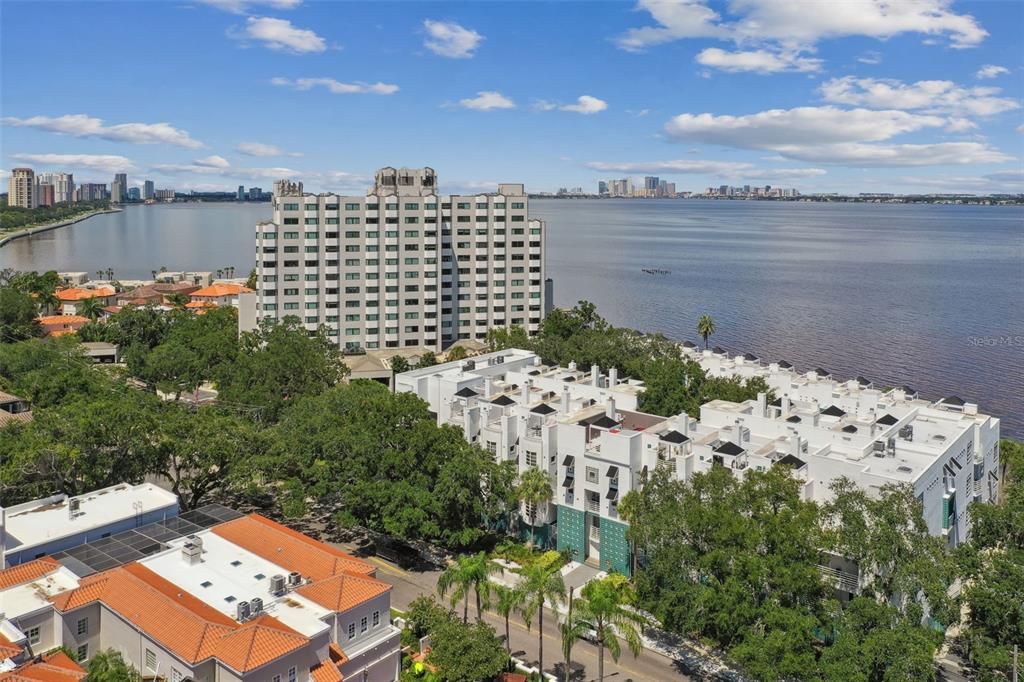 На продажу: $495,000 (3 спален, 2 ванн, 1728 Квадратных фут)
