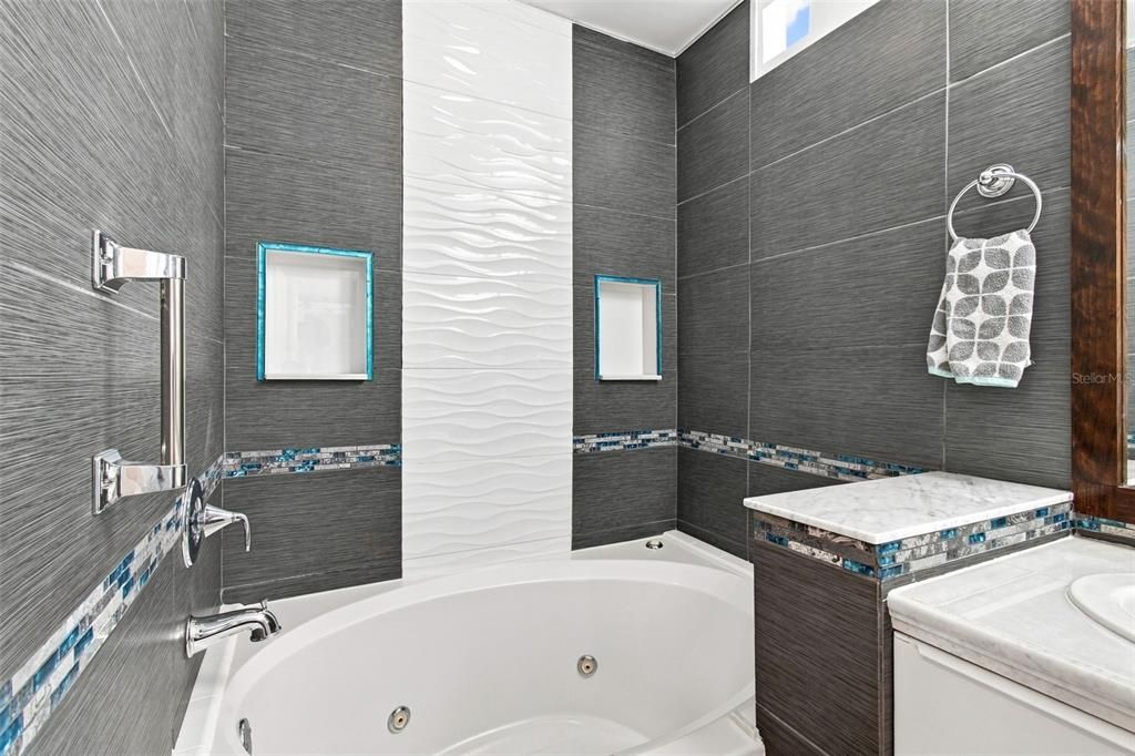 На продажу: $495,000 (3 спален, 2 ванн, 1728 Квадратных фут)