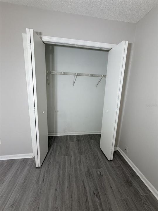 На продажу: $120,000 (2 спален, 1 ванн, 856 Квадратных фут)