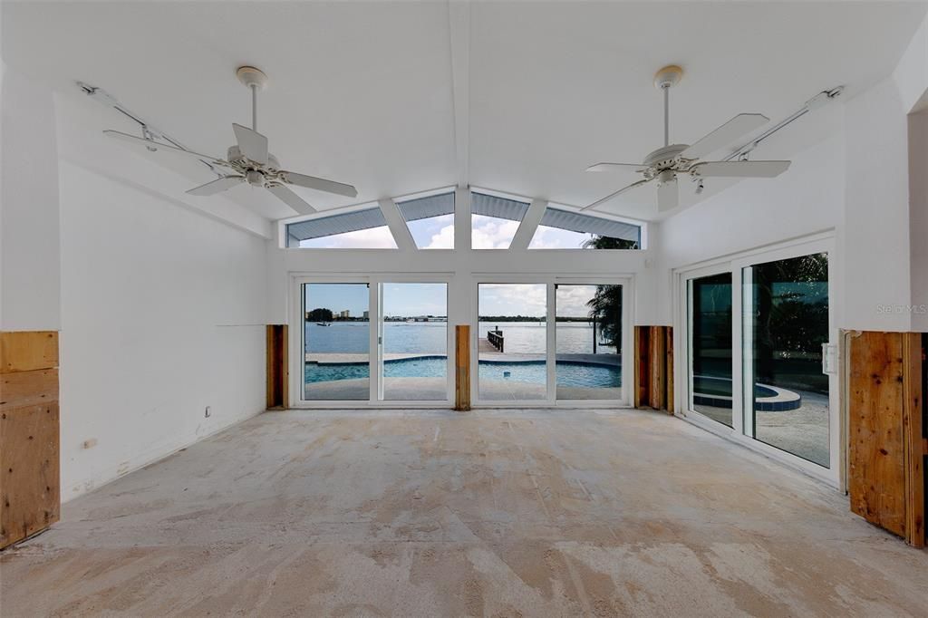 En Venta: $994,900 (3 camas, 2 baños, 1560 Pies cuadrados)