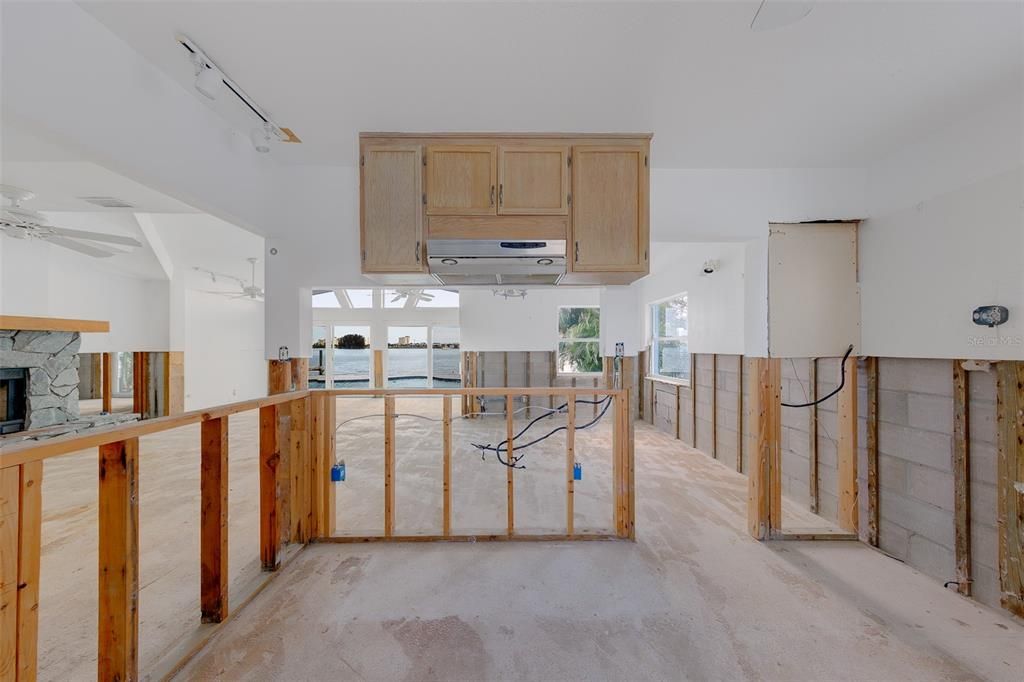 En Venta: $994,900 (3 camas, 2 baños, 1560 Pies cuadrados)