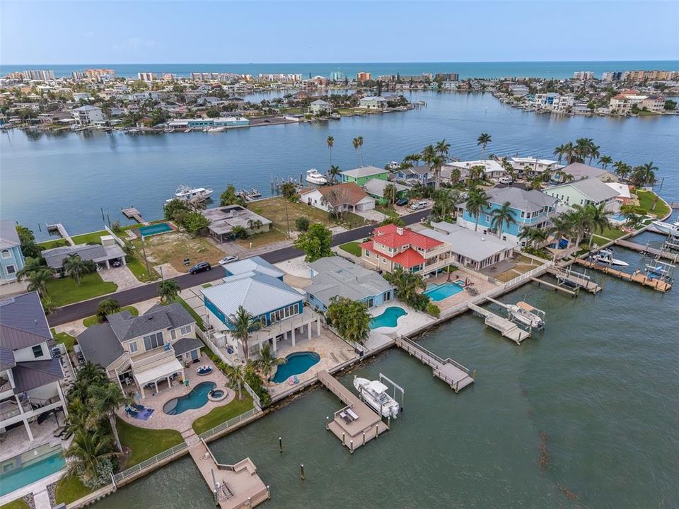 En Venta: $994,900 (3 camas, 2 baños, 1560 Pies cuadrados)
