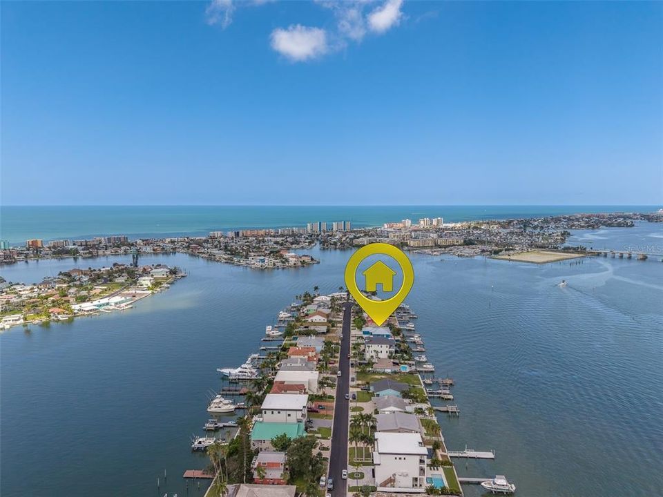 En Venta: $994,900 (3 camas, 2 baños, 1560 Pies cuadrados)