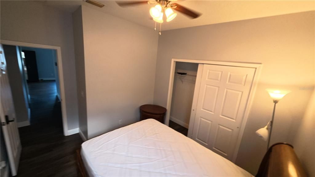 En Renta: $2,400 (4 camas, 2 baños, 1950 Pies cuadrados)