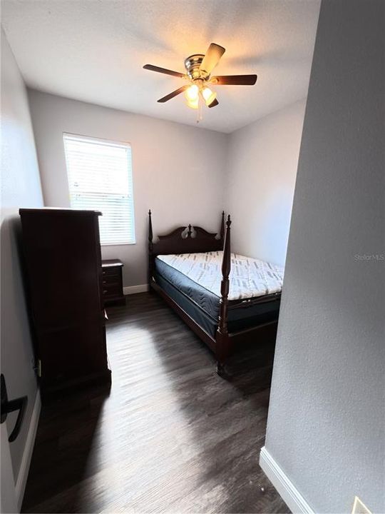 En Renta: $2,400 (4 camas, 2 baños, 1950 Pies cuadrados)