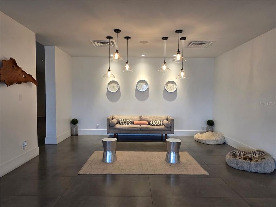 En Venta: $87,000 (1 camas, 1 baños, 325 Pies cuadrados)