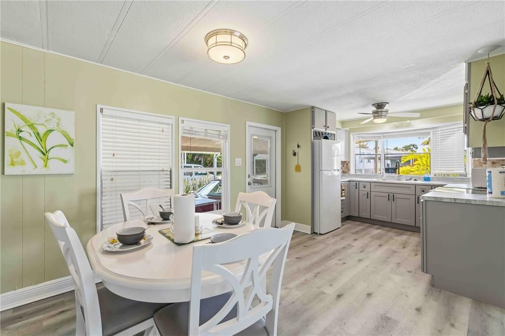 For Sale: $94,000 (2 beds, 2 baths, 1100 Square Feet)