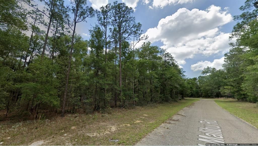 En Venta: $19,900 (0.24 acres)