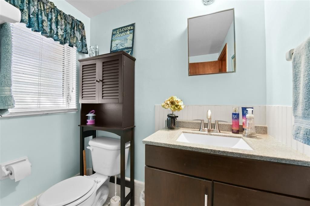 For Sale: $310,000 (3 beds, 2 baths, 1196 Square Feet)