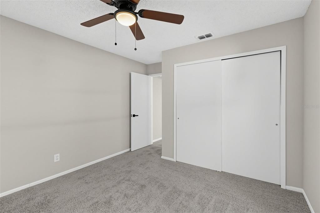 For Sale: $374,900 (3 beds, 2 baths, 1517 Square Feet)