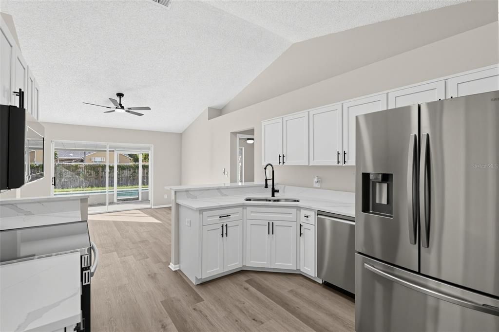 For Sale: $374,900 (3 beds, 2 baths, 1517 Square Feet)