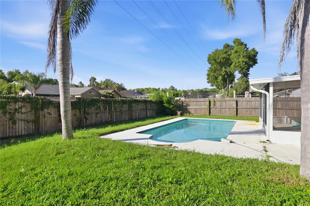 For Sale: $374,900 (3 beds, 2 baths, 1517 Square Feet)