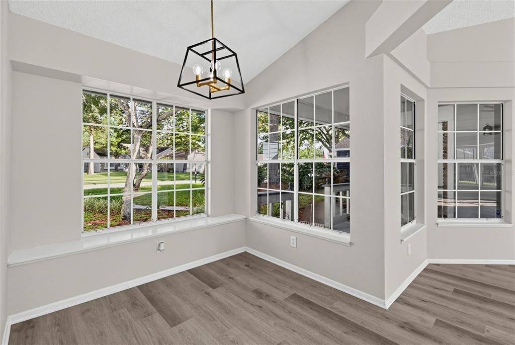 For Sale: $374,900 (3 beds, 2 baths, 1517 Square Feet)