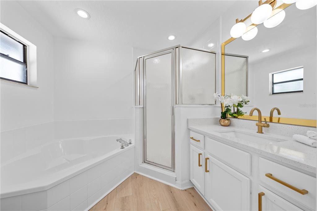 En Venta: $369,999 (3 camas, 2 baños, 1318 Pies cuadrados)