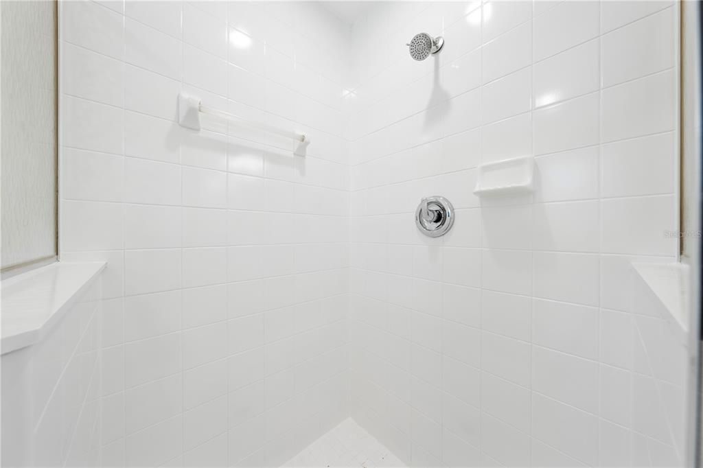 En Venta: $369,999 (3 camas, 2 baños, 1318 Pies cuadrados)