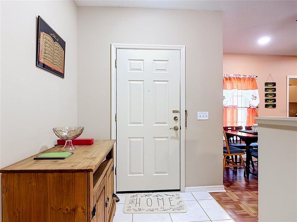 For Sale: $265,000 (3 beds, 2 baths, 1322 Square Feet)